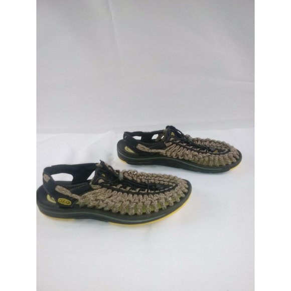 Sandals_&_Flip_Flops